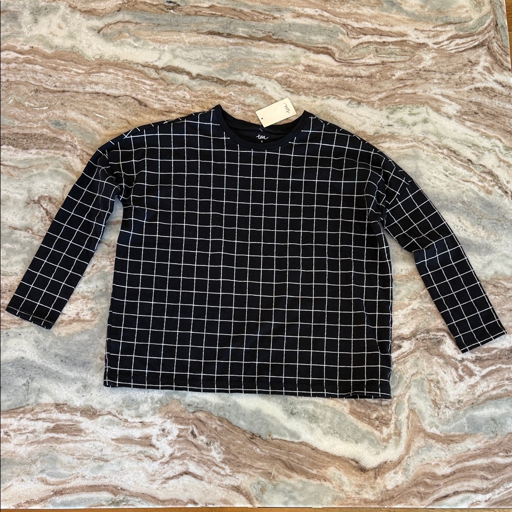 Tea Collection Black and White Long Sleeve shirt NWT size 8